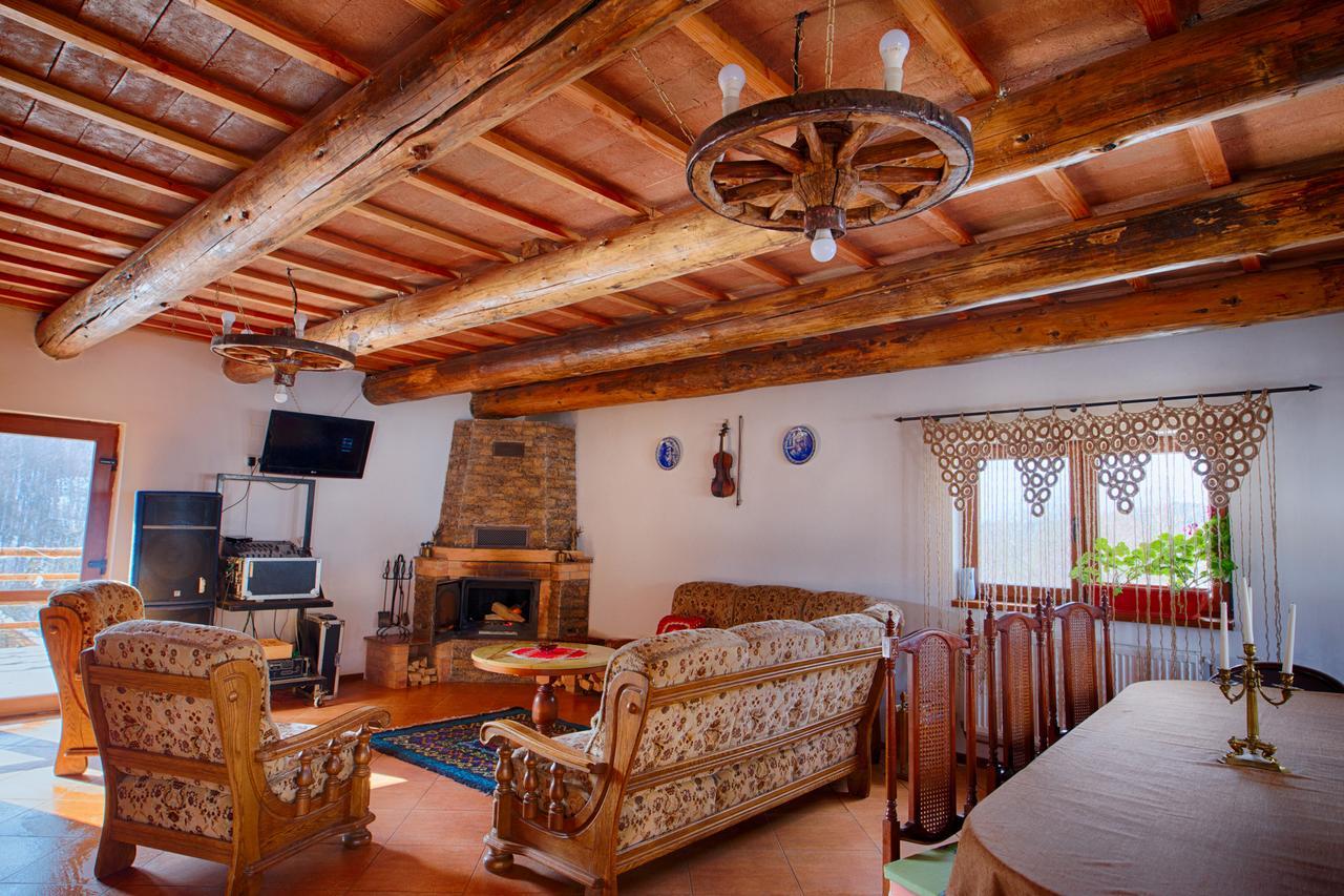 Hotel Casa Din Piatra à Poiana  Extérieur photo