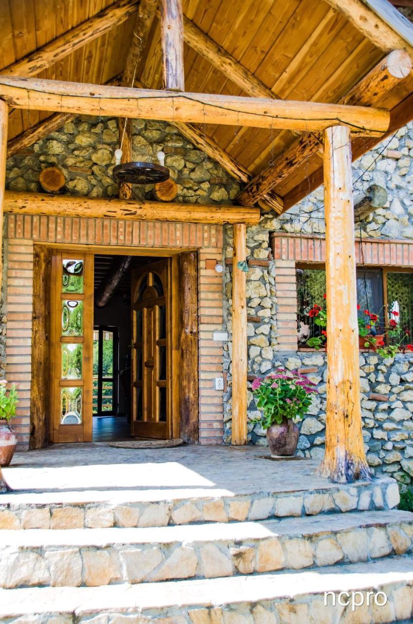 Hotel Casa Din Piatra à Poiana  Extérieur photo
